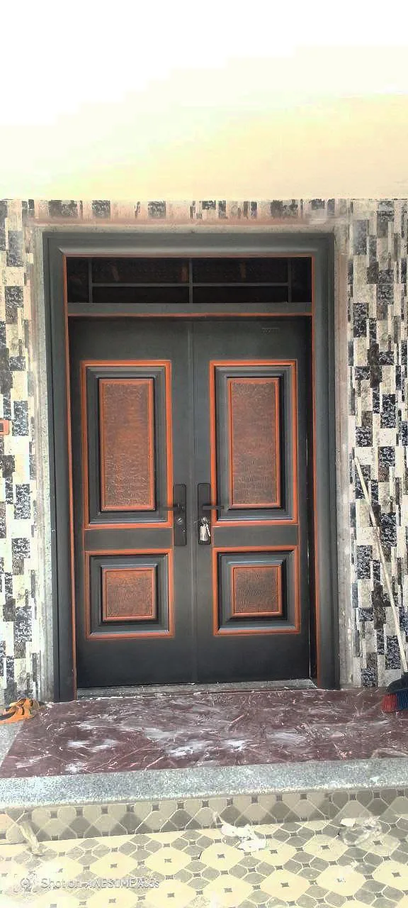Mixed Doors __034